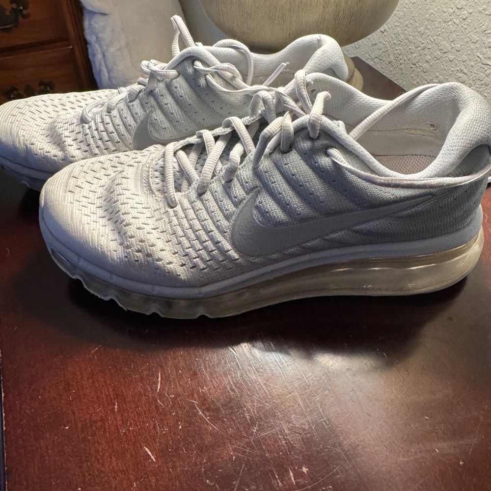 Nike Light Gray Running Shoes